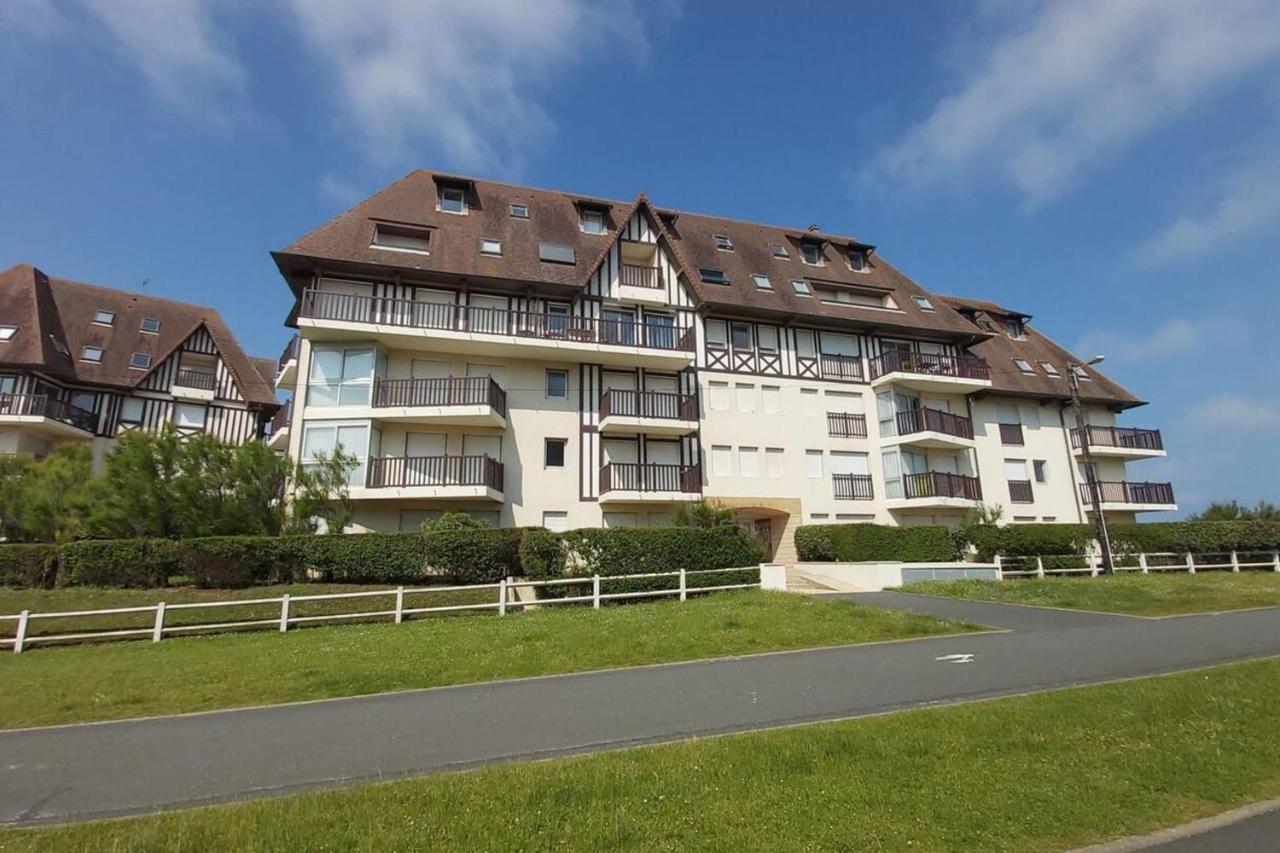 Apt With Balcony And Sea View Near Cabourg Beach Exterior photo